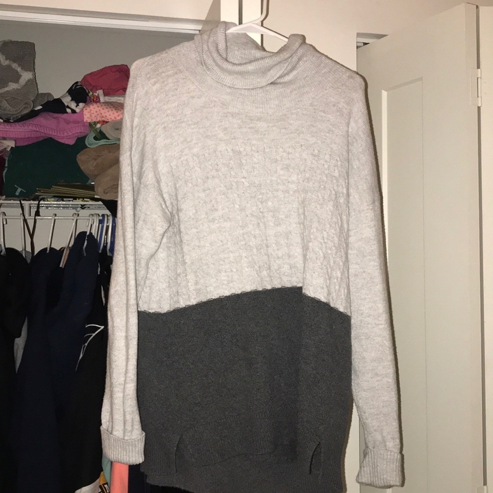 Vince Camuto turtleneck, worn twice